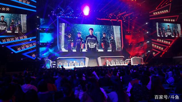 2024LPL年度纪录片《眼见为实》预告：百折不挠，追梦不止